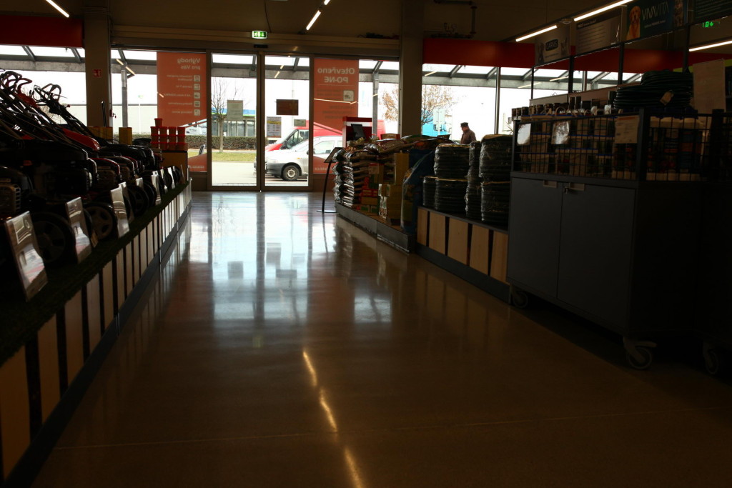 Obnova podlahy v Mountfieldu| SUPERBETON