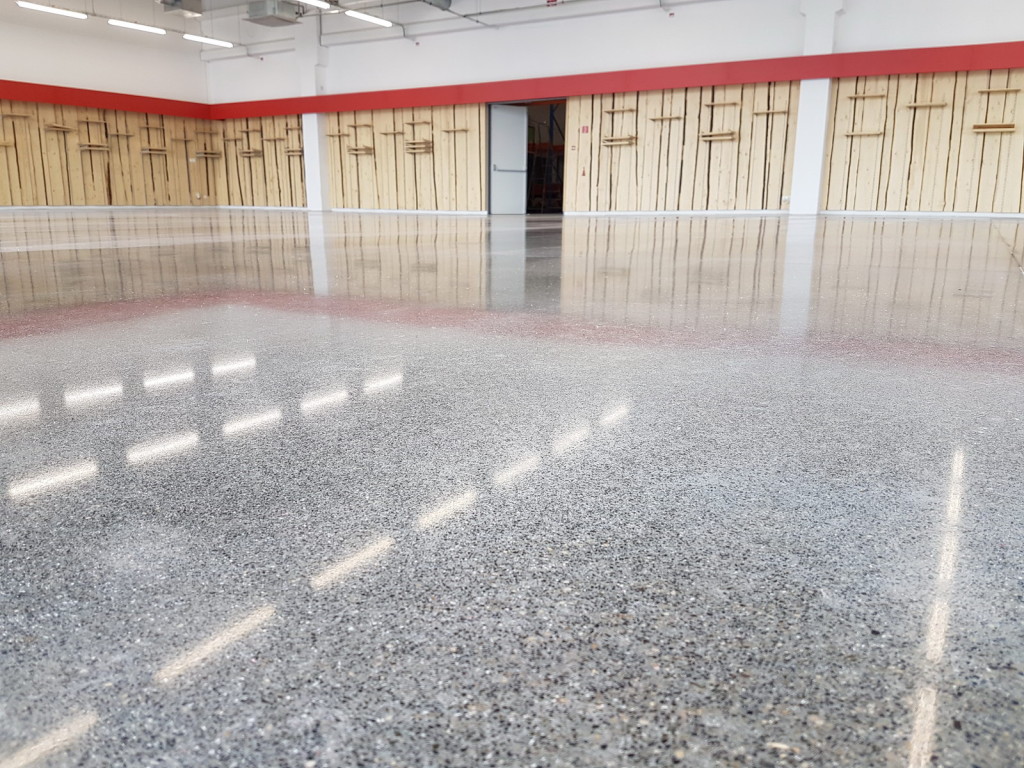 Povrchová úprava Superbeton C2 Lithium